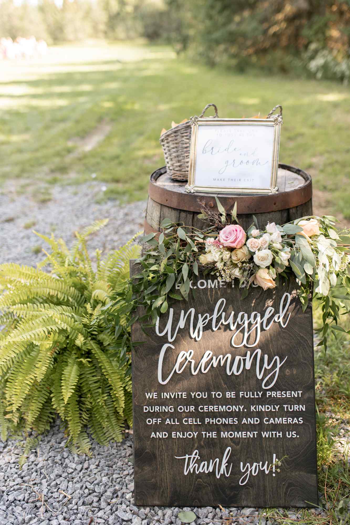 Oak & Pines barn interior setup